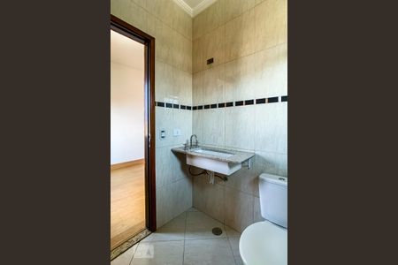 Casa à venda com 180m², 3 quartos e 4 vagas Casa à venda com 180m², 3 quartos e 4 vagasBanheiro da Suíte 3