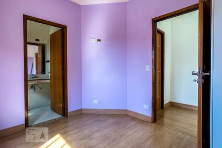 Casa à venda com 180m², 3 quartos e 4 vagas Casa à venda com 180m², 3 quartos e 4 vagasSuíte 2