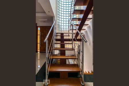 Escada de casa para alugar com 3 quartos, 180m² em Jardim São Ricardo, Guarulhos