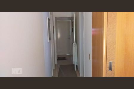 Apartamento à venda com 128m², 3 quartos e 3 vagasCorredor