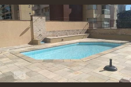 Apartamento à venda com 128m², 3 quartos e 3 vagasÁrea comum - Piscina