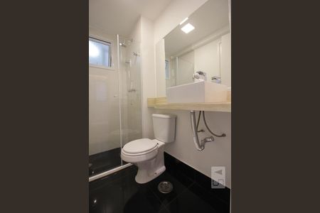 Banheiro de apartamento à venda com 2 quartos, 70m² em Jardim Ampliação, São Paulo