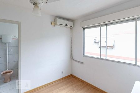 Quarto de apartamento para alugar com 1 quarto, 32m² em Santo Antônio, Porto Alegre