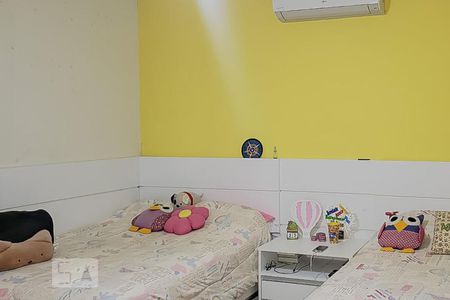 Casa à venda com 253m², 3 quartos e 6 vagas Casa à venda com 253m², 3 quartos e 6 vagasQuarto 03