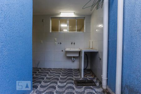Casa para alugar com 373m², 5 quartos e 4 vagas Casa para alugar com 373m², 5 quartos e 4 vagasÁrea de Serviço