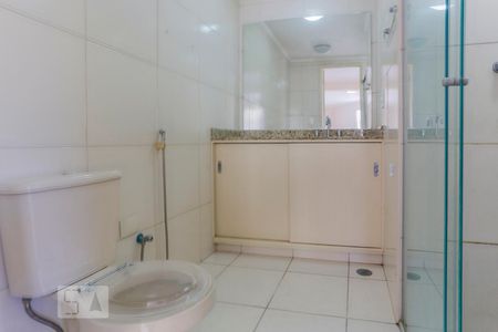 Casa para alugar com 373m², 5 quartos e 4 vagas Casa para alugar com 373m², 5 quartos e 4 vagasBanheiro da Suíte 3