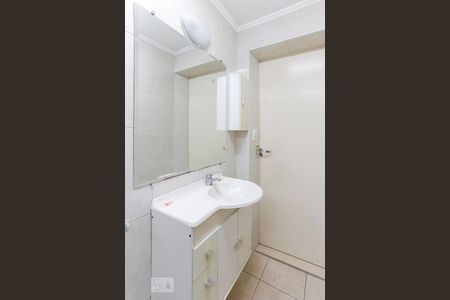 Lavabo de casa para alugar com 5 quartos, 373m² em Bosque da Saúde, São Paulo