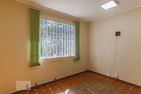 Casa para alugar com 373m², 5 quartos e 4 vagas Casa para alugar com 373m², 5 quartos e 4 vagasQuarto 1