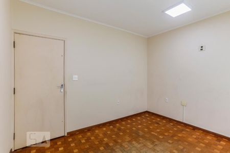 Casa para alugar com 373m², 5 quartos e 4 vagas Casa para alugar com 373m², 5 quartos e 4 vagasQuarto 1