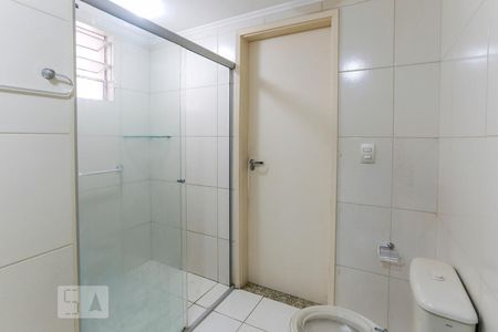 Casa para alugar com 373m², 5 quartos e 4 vagas Casa para alugar com 373m², 5 quartos e 4 vagasBanheiro da Suíte 3