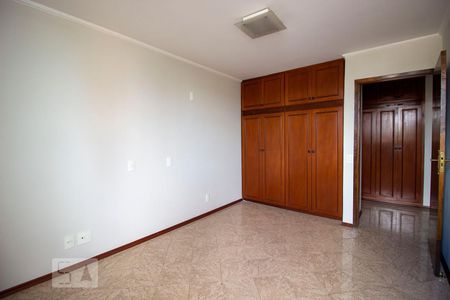 Quarto 1 - Armários de apartamento à venda com 3 quartos, 172m² em Centro, Jundiaí