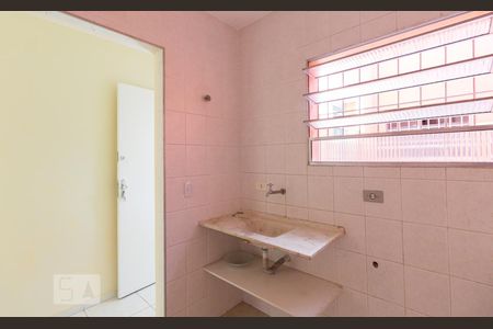 Cozinha de apartamento para alugar com 1 quarto, 34m² em Água Fria, São Paulo