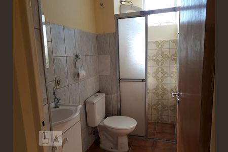 banheiro de apartamento para alugar com 2 quartos, 50m² em Vila Padre Manoel de Nóbrega, Campinas