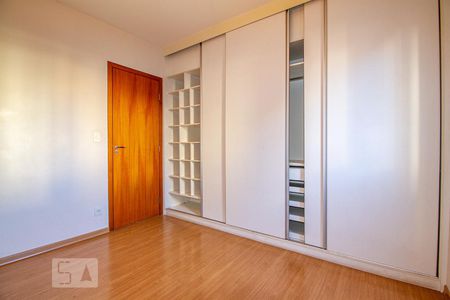 Apartamento para alugar com 107m², 3 quartos e 2 vagas Apartamento para alugar com 107m², 3 quartos e 2 vagasQuarto 2