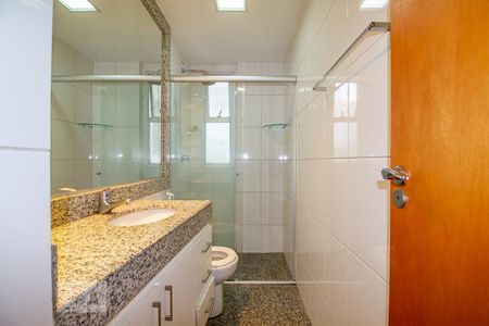 Apartamento para alugar com 107m², 3 quartos e 2 vagas Apartamento para alugar com 107m², 3 quartos e 2 vagasBanheiro
