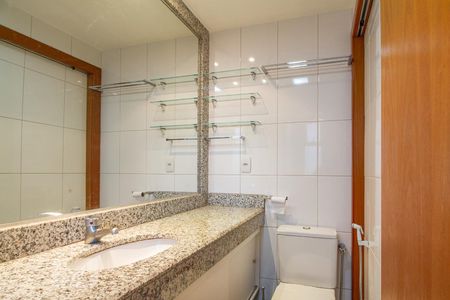 Apartamento para alugar com 107m², 3 quartos e 2 vagas Apartamento para alugar com 107m², 3 quartos e 2 vagasBanheiro Suíte 1