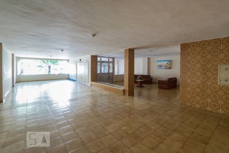 Apartamento para alugar com 65m², 2 quartos e 1 vaga Apartamento para alugar com 65m², 2 quartos e 1 vagaÁrea comum - Salão de festas