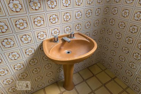 Apartamento para alugar com 65m², 2 quartos e 1 vaga Apartamento para alugar com 65m², 2 quartos e 1 vagaBanheiro