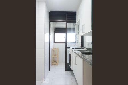 Apartamento para alugar com 67m², 2 quartos e 2 vagasCozinha