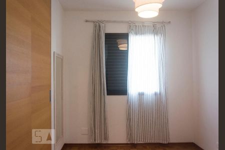 Suite 1 de apartamento para alugar com 2 quartos, 67m² em Vila Andrade, São Paulo