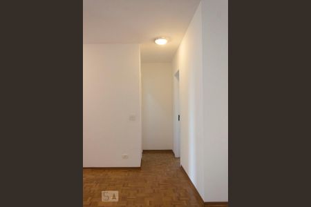 Corredor suites de apartamento para alugar com 2 quartos, 67m² em Vila Andrade, São Paulo