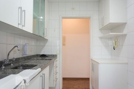 Apartamento para alugar com 67m², 2 quartos e 2 vagasCozinha 
