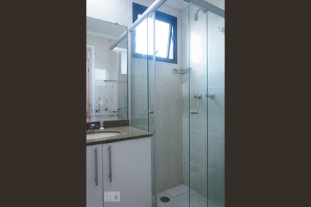 Banheiro suite 1 de apartamento para alugar com 2 quartos, 67m² em Vila Andrade, São Paulo