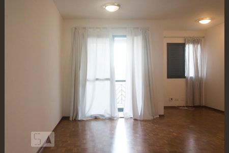 Sala de apartamento para alugar com 2 quartos, 67m² em Vila Andrade, São Paulo