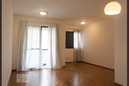 Sala de apartamento para alugar com 2 quartos, 67m² em Vila Andrade, São Paulo