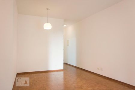 Sala de apartamento para alugar com 2 quartos, 67m² em Vila Andrade, São Paulo