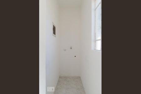 Casa para alugar com 50m², 2 quartos e 1 vagaÁrea de serviço