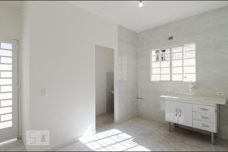 Cozinha de casa para alugar com 2 quartos, 50m² em Centro, Diadema