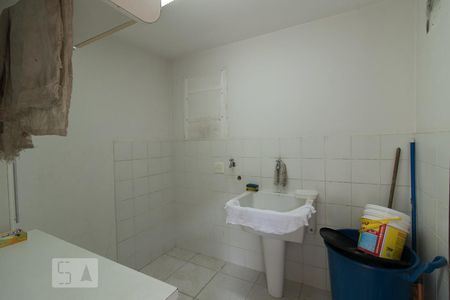 Casa para alugar com 1000m², 4 quartos e sem vagaLavanderia