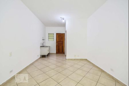 Sala de kitnet/studio para alugar com 1 quarto, 30m² em Jardim Promissão, São Paulo