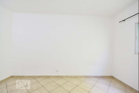 Dormitório de kitnet/studio para alugar com 1 quarto, 30m² em Jardim Promissão, São Paulo