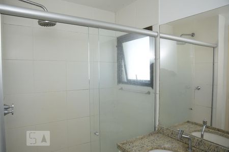 Apartamento à venda com 98m², 4 quartos e 2 vagasBanheiro do Quarto 4