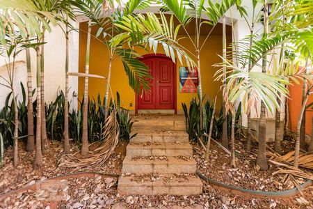 Casa à venda com 600m², 5 quartos e sem vagaÁrea Externa - Entrada Social