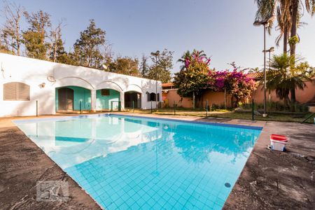 Casa à venda com 600m², 5 quartos e sem vagaPiscina