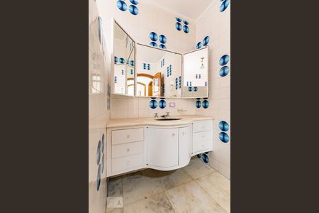 Casa à venda com 600m², 5 quartos e sem vagaBanheiro da Suíte 2