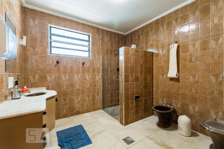 Casa à venda com 600m², 5 quartos e sem vagaBanheiro