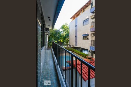 Apartamento para alugar com 70m², 2 quartos e 1 vagaVaranda