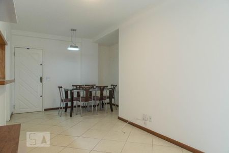 Apartamento para alugar com 70m², 2 quartos e 1 vagaSala