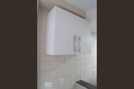 Apartamento para alugar com 70m², 2 quartos e 1 vagaÁrea de serviço