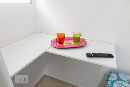 Sala/Quarto/Cozinha de kitnet/studio para alugar com 1 quarto, 12m² em Aclimação, São Paulo