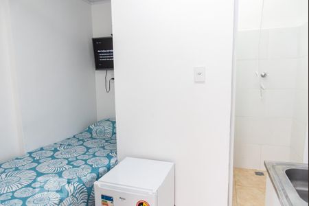 Sala/Quarto/Cozinha de kitnet/studio para alugar com 1 quarto, 12m² em Aclimação, São Paulo