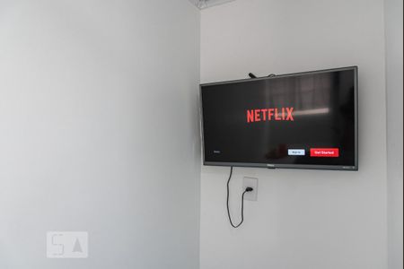 Smart TV de kitnet/studio para alugar com 1 quarto, 12m² em Aclimação, São Paulo