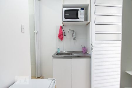 Sala/Quarto/Cozinha de kitnet/studio para alugar com 1 quarto, 12m² em Aclimação, São Paulo