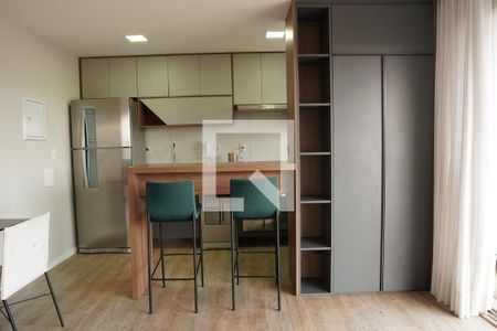 Sala de apartamento à venda com 1 quarto, 55m² em Vila Madalena, São Paulo