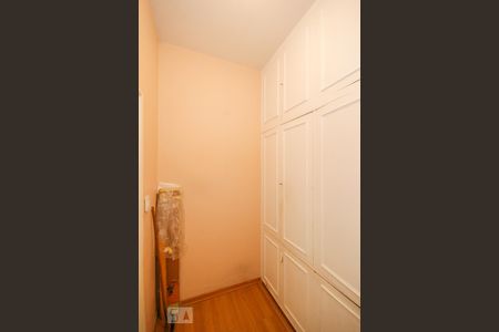 Apartamento à venda com 106m², 3 quartos e 1 vaga Apartamento à venda com 106m², 3 quartos e 1 vagaQuarto de Serviço