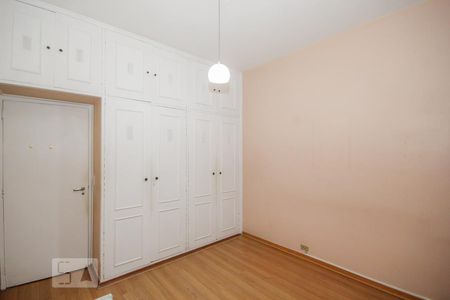 Apartamento à venda com 106m², 3 quartos e 1 vaga Apartamento à venda com 106m², 3 quartos e 1 vagaQuarto 2